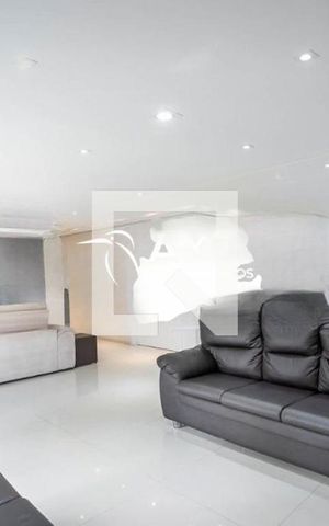 Apartamento à venda com 212m², 3 quartos e 3 vagas