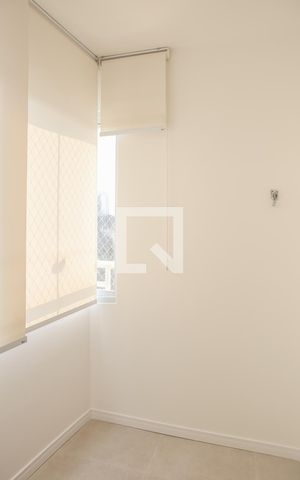 Apartamento à venda com 58m², 2 quartos e 1 vaga Apartamento à venda com 58m², 2 quartos e 1 vagaSacada