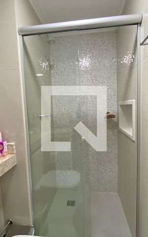 Apartamento à venda com 65m², 2 quartos e 1 vaga Apartamento à venda com 65m², 2 quartos e 1 vagaBanheiro Social