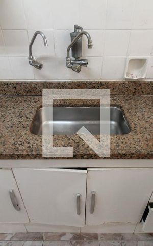 Apartamento para alugar com 55m², 2 quartos e sem vaga Apartamento para alugar com 55m², 2 quartos e sem vagaCozinha