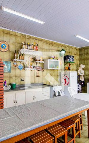 Casa à venda com 300m², 3 quartos e 3 vagasChurrasqueira
