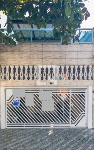 Casa à venda com 150m², 2 quartos e 2 vagasFachada