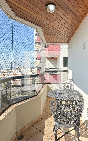 Apartamento para alugar com 78m², 3 quartos e 1 vaga Apartamento para alugar com 78m², 3 quartos e 1 vagaVaranda