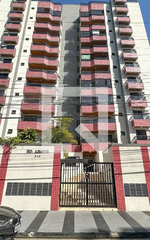 Apartamento para alugar com 78m², 3 quartos e 1 vaga Apartamento para alugar com 78m², 3 quartos e 1 vagaFachada