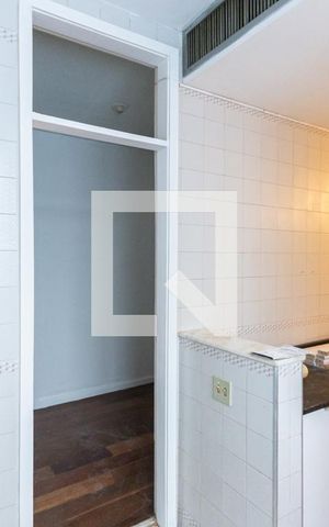 Apartamento para alugar com 90m², 2 quartos e 1 vagaÁrea de Serviço