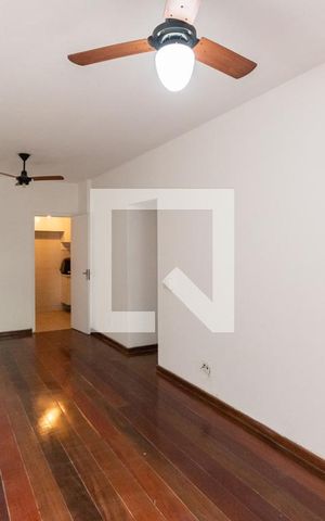 Apartamento para alugar com 90m², 2 quartos e 1 vagaSala