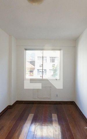 Apartamento para alugar com 90m², 2 quartos e 1 vagaSuíte