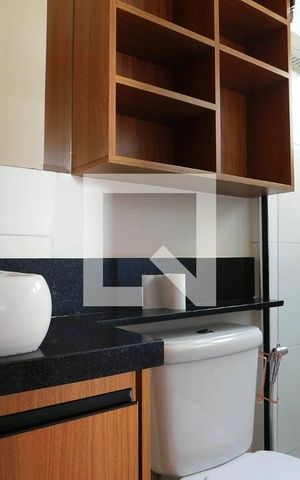 Apartamento para alugar com 66m², 2 quartos e 1 vagaBanheiro