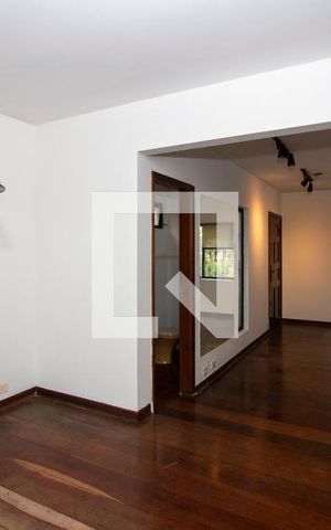 Casa à venda com 261m², 4 quartos e 4 vagasSala de Jantar