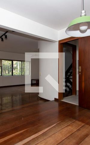 Casa à venda com 261m², 4 quartos e 4 vagasSala de Jantar
