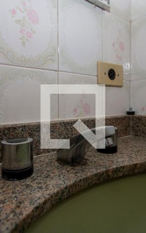 Casa à venda com 261m², 4 quartos e 4 vagasBanheiro da Suíte
