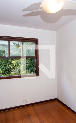 Casa à venda com 261m², 4 quartos e 4 vagasQuarto 2