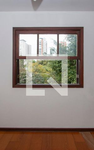 Casa à venda com 261m², 4 quartos e 4 vagasQuarto 3