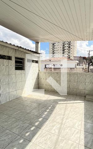 Casa para alugar com 80m², 2 quartos e 1 vaga Casa para alugar com 80m², 2 quartos e 1 vagaÁrea externa