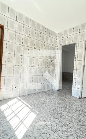Casa para alugar com 80m², 2 quartos e 1 vaga Casa para alugar com 80m², 2 quartos e 1 vagaSala