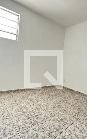 Casa para alugar com 80m², 2 quartos e 1 vaga Casa para alugar com 80m², 2 quartos e 1 vagaQuarto 1