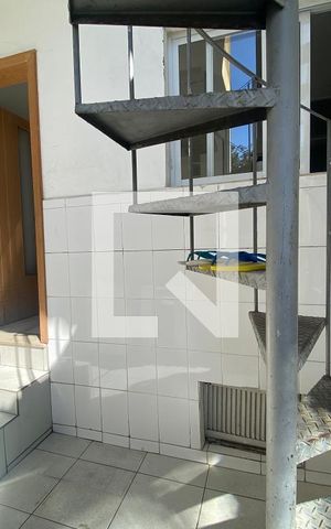 Casa para alugar com 100m², 2 quartos e 1 vagaÁrea de Serviço