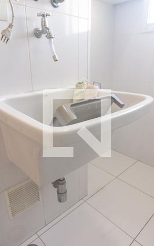 Apartamento para alugar com 55m², 2 quartos e 1 vaga Apartamento para alugar com 55m², 2 quartos e 1 vagaÁrea de serviço