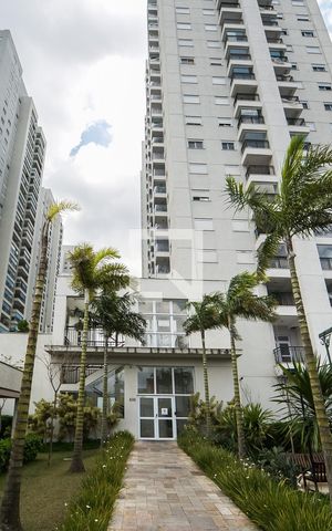 Apartamento para alugar com 55m², 2 quartos e 1 vaga Apartamento para alugar com 55m², 2 quartos e 1 vagaFachada
