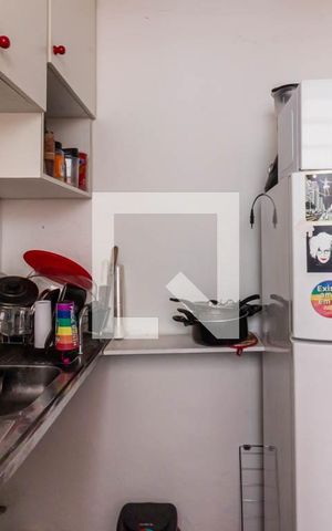Casa à venda com 162m², 4 quartos e 4 vagas Casa à venda com 162m², 4 quartos e 4 vagasCozinha