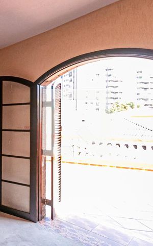 Casa à venda com 130m², 2 quartos e 2 vagas Casa à venda com 130m², 2 quartos e 2 vagasQuarto