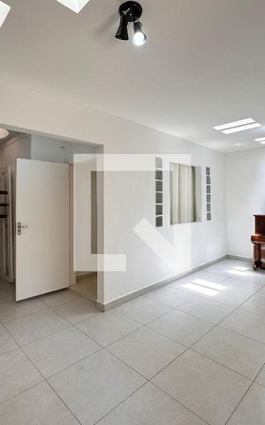 Casa à venda com 250m², 2 quartos e 4 vagasQuintal