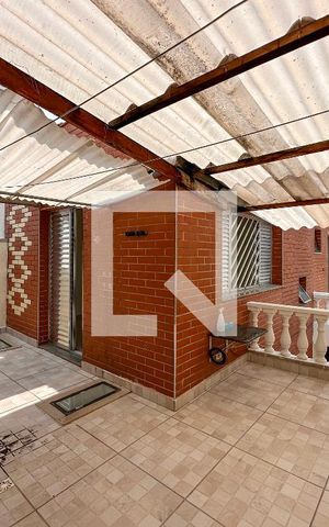 Casa à venda com 250m², 2 quartos e 4 vagasÁrea de Serviço/Sacada Quarto 1