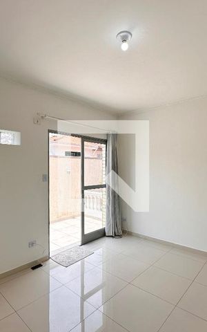Casa à venda com 250m², 2 quartos e 4 vagasQuarto 2