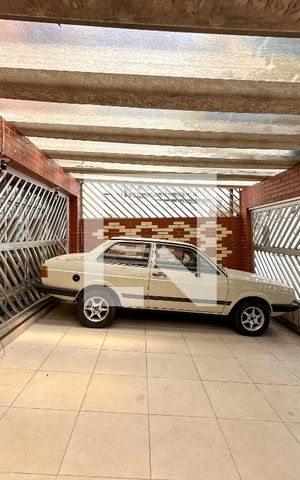 Casa à venda com 250m², 2 quartos e 4 vagasGaragem