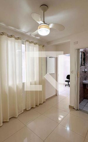 Casa à venda com 250m², 2 quartos e 4 vagasQuarto de Serviço