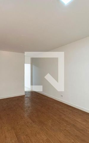 Casa à venda com 250m², 2 quartos e 4 vagasSala