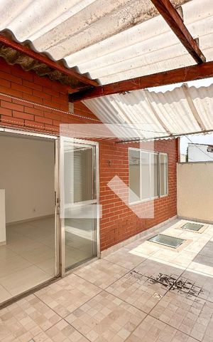Casa à venda com 250m², 2 quartos e 4 vagasÁrea de Serviço/Sacada Quarto 1