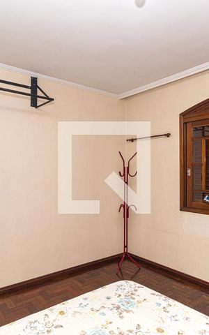 Casa à venda com 298m², 4 quartos e 2 vagasQuarto 3