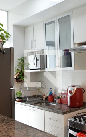 Apartamento à venda com 63m², 2 quartos e 2 vagasCozinha