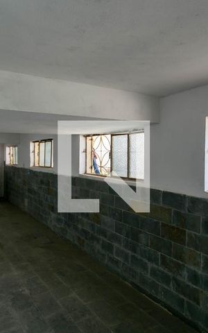 Casa à venda com 420m², 7 quartos e sem vagaPorão