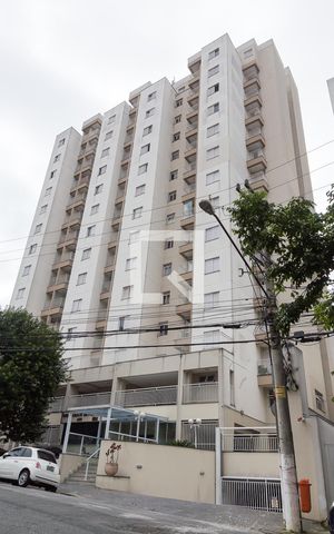 Apartamento à venda com 52m², 2 quartos e 1 vaga Apartamento à venda com 52m², 2 quartos e 1 vagaFachada