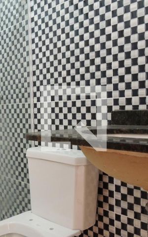 Casa à venda com 81m², 3 quartos e 1 vagaBanheiro Social