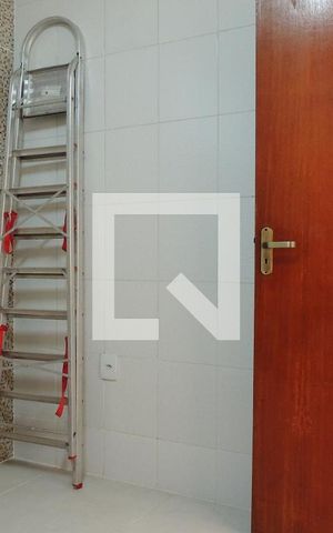 Casa à venda com 81m², 3 quartos e 1 vagaCozinha - Armários