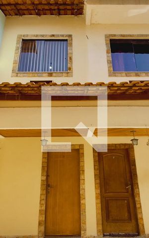 Casa à venda com 81m², 3 quartos e 1 vaga Casa à venda com 81m², 3 quartos e 1 vagaFachada