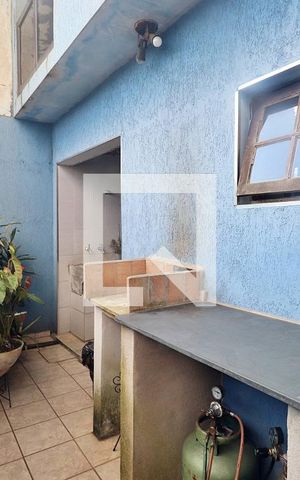 Casa à venda com 235m², 3 quartos e 4 vagasÁrea de Serviço
