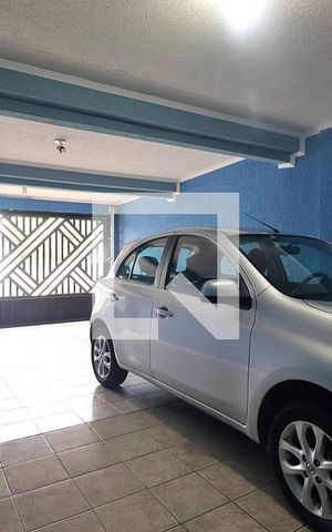 Casa à venda com 235m², 3 quartos e 4 vagasGaragem