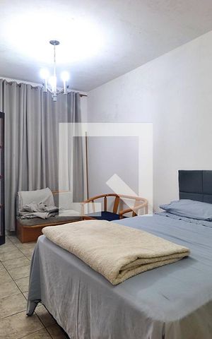 Casa à venda com 235m², 3 quartos e 4 vagasQuarto 1 - Suíte