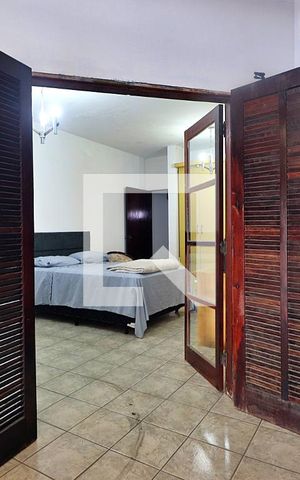 Casa à venda com 235m², 3 quartos e 4 vagasVaranda do Quarto 1 - Suíte