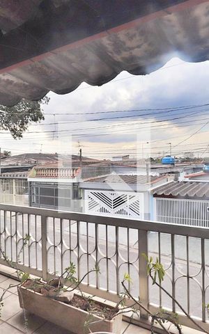 Casa à venda com 235m², 3 quartos e 4 vagasVaranda do Quarto 1 - Suíte