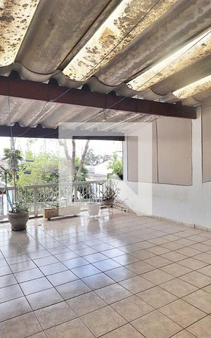 Casa à venda com 235m², 3 quartos e 4 vagasVaranda do Quarto 1 - Suíte