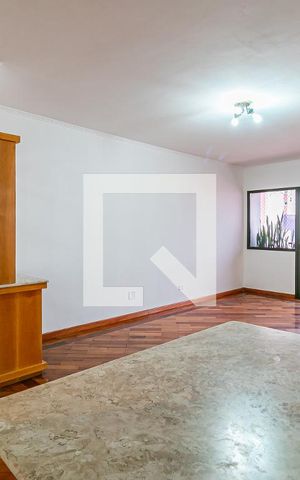 Apartamento para alugar com 122m², 3 quartos e 2 vagasSala