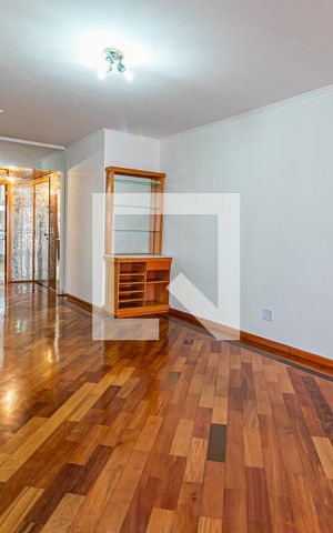 Apartamento para alugar com 122m², 3 quartos e 2 vagasSala