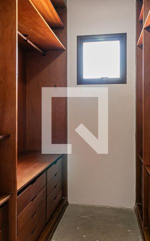 Apartamento para alugar com 122m², 3 quartos e 2 vagasCloset