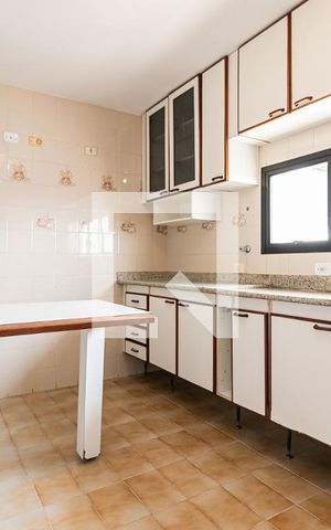 Apartamento para alugar com 122m², 3 quartos e 2 vagasCozinha