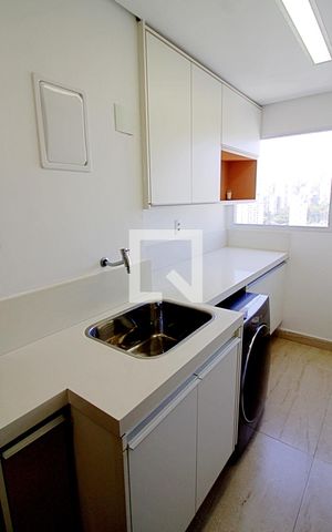 Apartamento à venda com 92m², 2 quartos e 2 vagas Apartamento à venda com 92m², 2 quartos e 2 vagasÁrea de Serviço